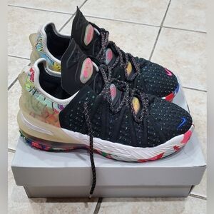 Nike LeBron 18 GS Size 4.5Y